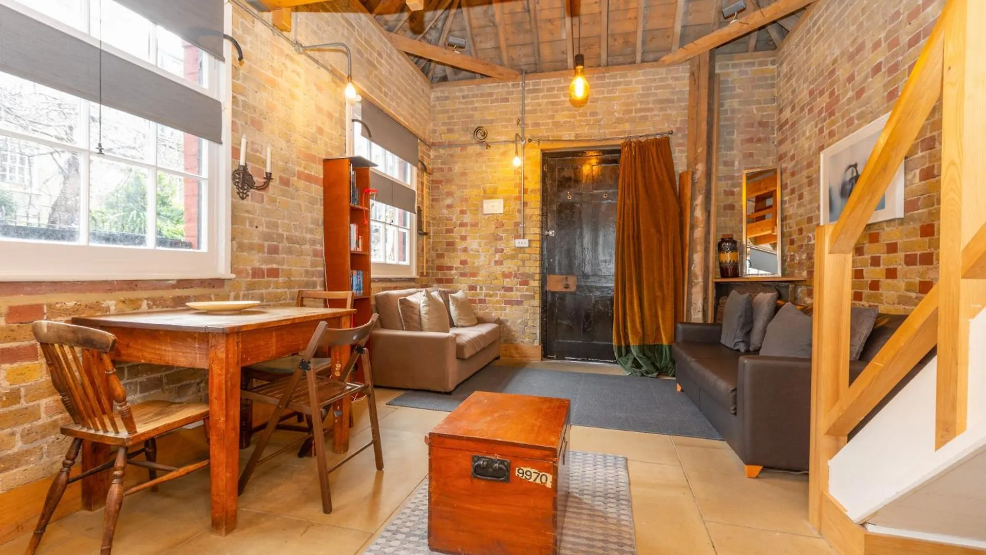 Unique Detached House Wprivate Courtyard, London Hotel 0*,  United Kingdom